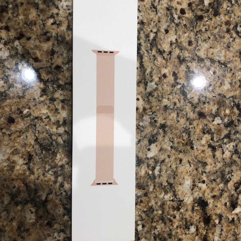 Apple stainless gold Milanese loop band 40mm